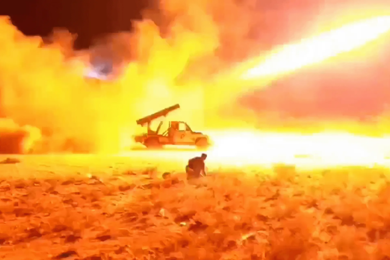 SDF menyerang posisi tentara Suriah di pedesaan Raqqa dan bentrokan sengit pun terjadi

