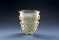 Sarjana Mengungkap Rahasia Hilang Selama 1.500 Tahun yang Tersembunyi di Balik Gelas Kaca Romawi

