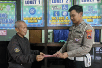 Satlantas Polres Pekalongan Sediakan Counter Khusus Lansia dan Ibu Hamil

