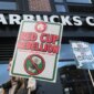Serangan 'Pemberontakan Piala Merah' Starbucks Menyebar ke Lebih Banyak Toko, Kota, dan Pusat Besar di Pantai Timur

