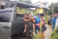 TNI AD Responsif Tangani Banjir di Aceh dan Longsor di Sumbar