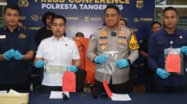 Usai Berkelahi, Polres Tangerang Tangkap Dua Pelaku Pencurian Senjata

