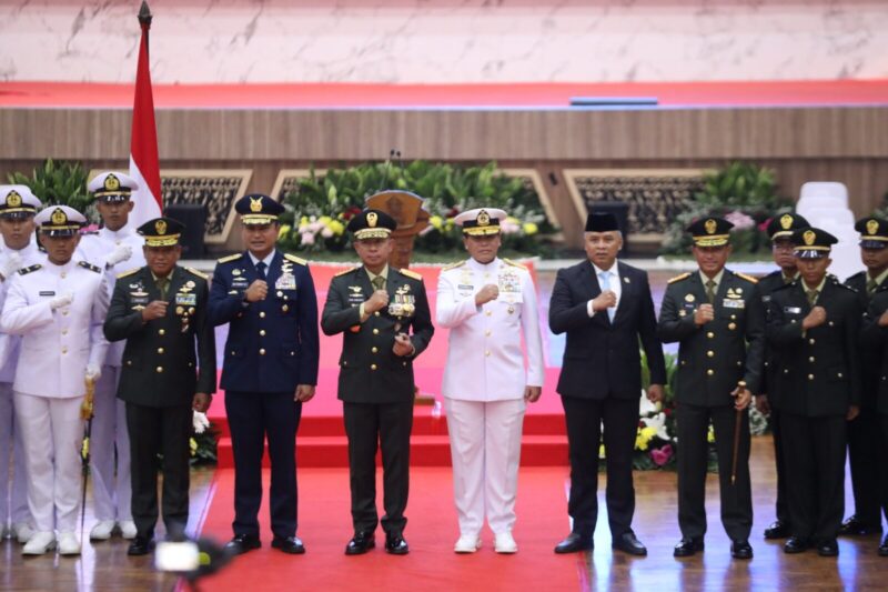 Wakil Kepala Staf Hadiri Pelantikan 51 Perwira Keterampilan Khusus Dikmapa PK TNI

