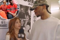 A’ja Wilson #22 dari Las Vegas Aces berbicara dengan pacarnya Bam Adebayo dari Miami Heat sebelum Kontes 3 Poin WNBA STARRY selama akhir pekan AT&T WNBA All-Star 2025 di Gainbridge Fieldhouse pada 18 Juli 2025 di Indianapolis, Indiana.   <span class=