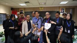 Ajukan Gugatan ke KIP, Bonatua Silalahi Pertanyakan Penyetaraan Ijazah Gibran

