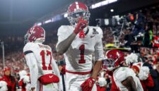 Alabama mengatasi defisit 17 poin, melampaui Oklahoma dalam pertandingan pembuka CFP

