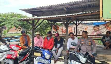 Anggota Polsek Kramatwatu Piket Polsek Kramatwatu Patroli Pengemudi Ojek – Berita Tribrata Banten
