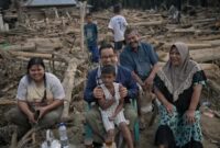 Anies Desak Presiden Tetapkan Banjir Sumatera sebagai Status Bencana Nasional

