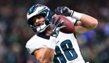 Apakah Dallas Goedert bermain hari ini? Mengapa Eagles TE memulai dengan lambat di Minggu ke-16