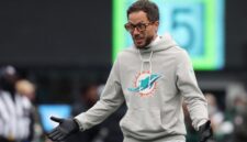 Apakah Dolphins masih bisa lolos ke babak playoff? Dimana Miami duduk di klasemen wild card AFC