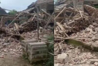 BREAKING NEWS Ledakan di Pacitan Hancurkan Tiga Rumah, 4 Warga Luka-luka

