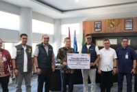 BSI Serahkan Bantuan Logistik Starlink ke USK untuk Penanganan Bencana Aceh

