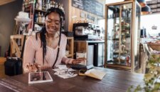 Bagaimana Pengecer yang Tangguh Mengatasi Krisis Arus Kas di bulan Januari

