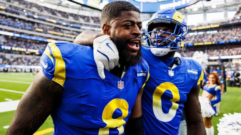 Young (kanan) memiliki 24 pukulan quarterback musim ini, yang menempati peringkat ketujuh terbanyak di NFL dan Verse (Kiri) memiliki 22 (10), menurut ESPN Research. <cite>Gambar Ric Tapia/Getty</cite>