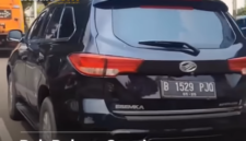 Bak Temukan Spesies Langka, Mobil Esemka Era Jokowi Terlihat di Jalan Jakarta, Netizen Kaget!