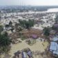 Bau bangkai mulai tercium di lokasi banjir Aceh Tamiang

