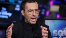 CEO Lululemon Calvin McDonald akan berangkat pada bulan Januari

