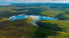 Danau K'gari yang Terkenal di Dunia Mungkin Berisiko Mengering

