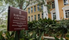 Dewan menyetujui proyek fasilitas utama, inisiatif akademik pada pertemuan bulan Desember - Berita & Acara USC