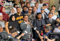 Gelar Kasus Ijazah Jokowi, Pengacara Roy Suryo Cs Soroti Bukti Pembanding

