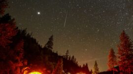 Hujan meteor Geminid mencapai puncaknya akhir pekan ini. Berikut cara melihatnya

