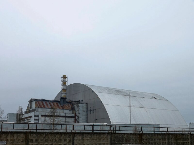 IAEA menandai kerusakan pada perisai pelindung pembangkit listrik tenaga nuklir Chornobyl Ukraina | Berita perang Rusia-Ukraina

