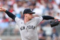 Ian Hamilton menandatangani kontrak dengan Braves untuk tahun 2026

