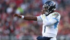 Jangan lihat sekarang, tapi Cam Ward berada di jalur yang tepat untuk menjadi QB franchise Titans

