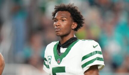 Jets secara resmi menutup WR Garrett Wilson untuk sisa musim
