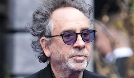 Film Lost Jurassic Park karya Tim Burton adalah Peluang Hilang yang Paling Membuat Frustasi dari Fiksi Ilmiah