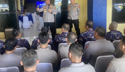 Kapolda Babel Sambangi Mako Polairud, Ingatkan Jajarannya Cintai Pekerjaan dan Berusaha Dicintai Masyarakat