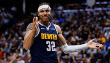 
<p>Denver Nuggets dibintangi oleh Nikola Jokic dan Jamal MurrayRon Chenoy-Imagne Images
