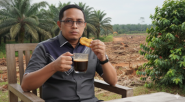 Logika Hasan Nasbi yang mengatakan 'kopi dan gorengan' menyebabkan penggundulan hutan membuat masyarakat marah, mengapa rakyat kecil yang menjadi kambing hitam?

