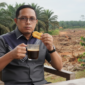 Logika Hasan Nasbi yang mengatakan 'kopi dan gorengan' menyebabkan penggundulan hutan membuat masyarakat marah, mengapa rakyat kecil yang menjadi kambing hitam?


