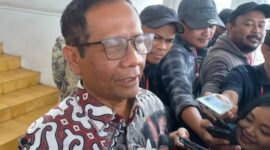 Mahfud MD Sebut Peraturan Polisi Nomor 10 Tahun 2025 Bertentangan dengan Putusan Mahkamah Konstitusi - Tribun Rakyat

