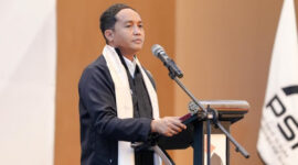 Menteri Kehutanan Diminta Selidiki Kayu-kayu yang Tersapu Banjir

