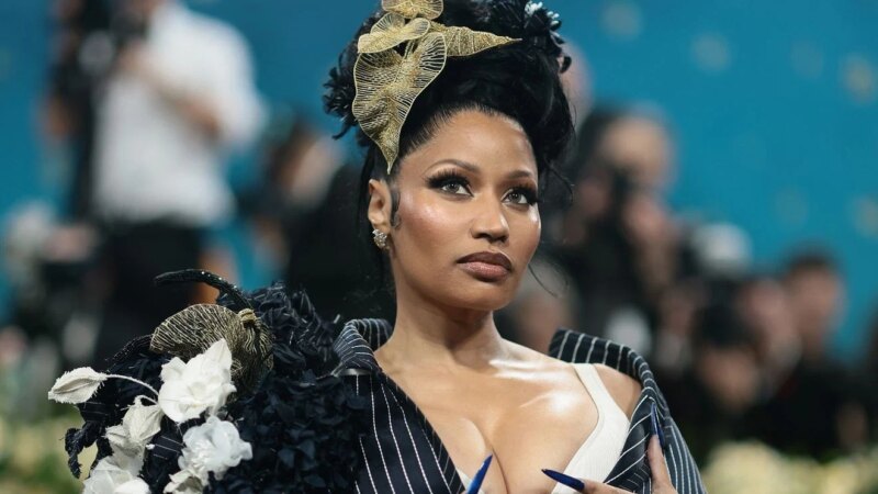 Nicki Minaj mengecam sikap anak trans Gubernur Newsom, menyebutnya 'akhir jalan' untuk kariernya

