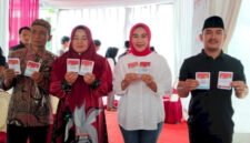 OTT KPK juga menangkap Haji Kunang, ayah Bupati Bekasi