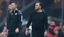 Okan Buruk mengumumkan menit bermainnya sebelum pertandingan dimulai

