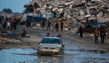 Pasukan Israel membunuh warga Palestina di Gaza selatan