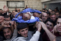 Pasukan Israel menyerbu lingkungan di Yerusalem Timur

