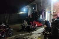 Patroli Dialogis, Bhabinkamtibmas Polsek Anyer Polres Cilegon Kunjungi Warga –

