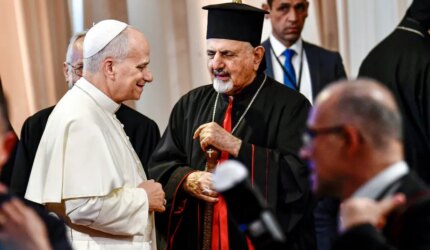 Paus Leo XIV tiba di Lebanon dalam perjalanan luar negeri pertamanya, datang dari Turkiye – RakyatPos.id