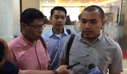 Pengacara Habib Rizieq menilai 6 polisi pelaku pemukulan Mata Elang di Kalibata tak pantas dipenjara