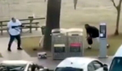 Pengamat pemberani melucuti senjata pria bersenjata dalam serangan teroris Sydney (VIDEO) — RakyatPos.id