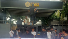 Pengerukan Mineral Mengabaikan Kemajuan Ekonomi Masyarakat

