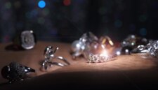 Perhiasan Berlian yang Dikembangkan Lab Meningkatkan Penjualan Kay, Zales, dan Jared Sebesar 6%