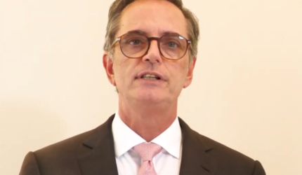 Persetujuan UU Pelabuhan yang baru sangat mendesak, kata Hakim