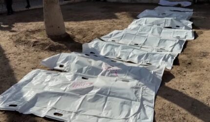 Pertahanan Sipil di Gaza mulai mengangkut jenazah yang dikuburkan secara acak dari sekitar Rumah Sakit Al-Ahli