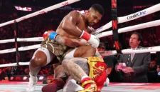 'Pertunjukan badut:' Anthony Joshua vs. Jake Paul — dunia olahraga meletus setelah pertarungan yang aneh dan brutal

